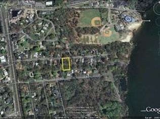 76 Eastview Rd, Ronkonkoma, NY 11779