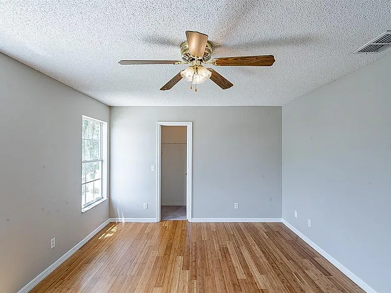 15147 Sugargrove Way — Photo 35