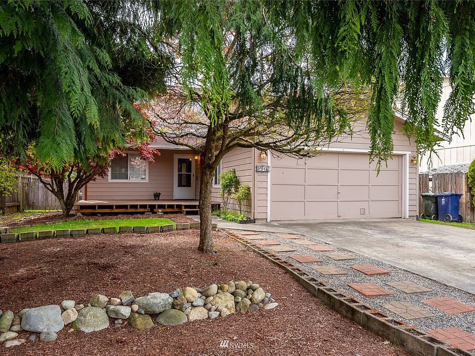 1st image of 2518 55th Ave NE