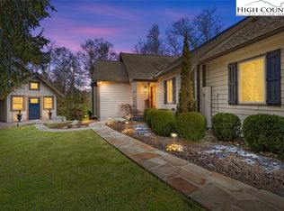 129 Valley View Road, Blowing Rock, NC 28605