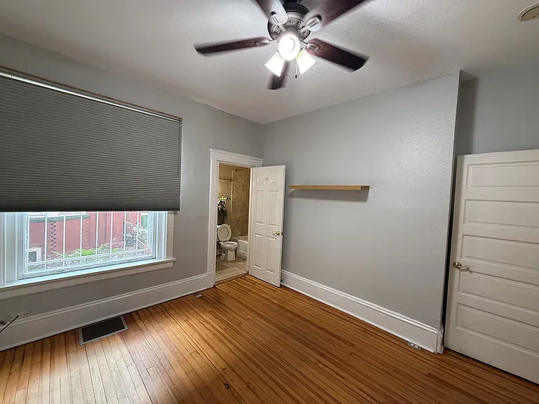 1707 Vine St — Photo 12