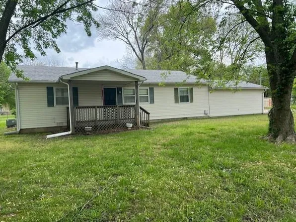 1100 Leonard Ave, Parsons, KS 67357