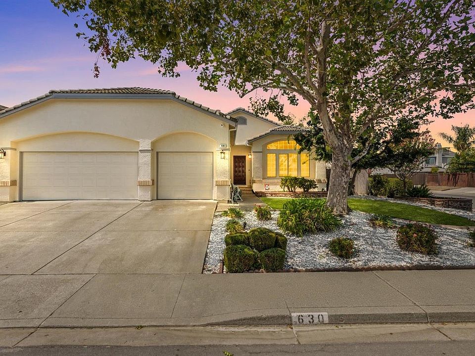1st image of 630 Fox Hollow Way