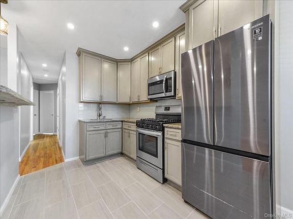 5th image of 638 E 84th St Floor 2
