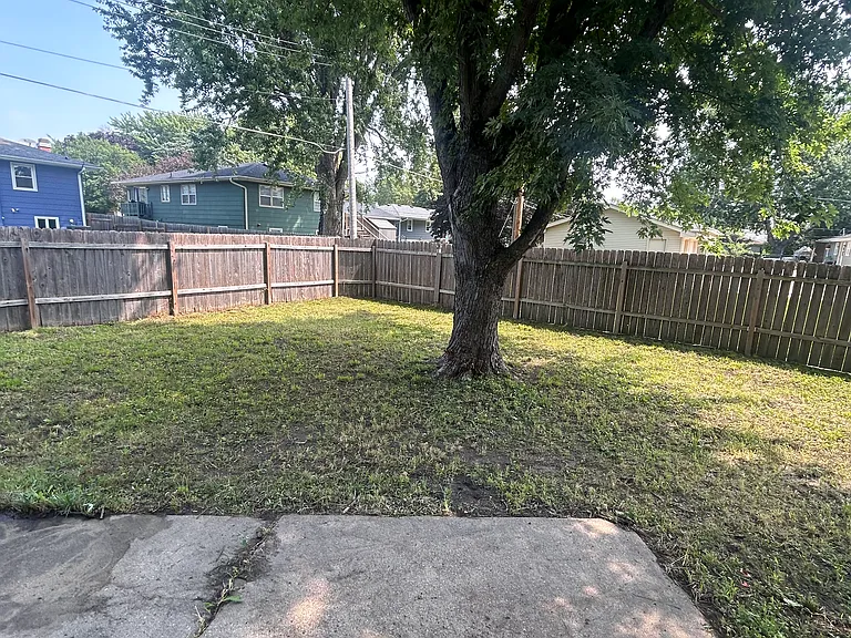 1205 SE Belmont Dr — Photo 25