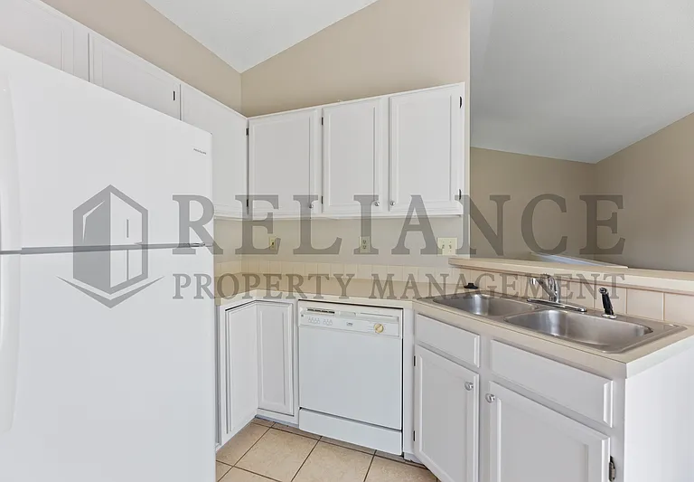 6534 E 39th Ct N — Photo 11