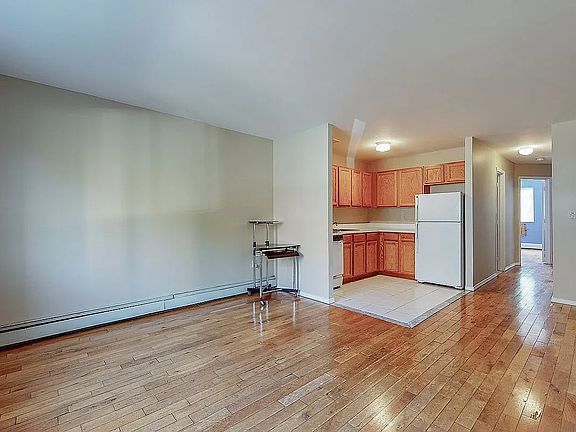 3rd image of 696 E 182nd St #2