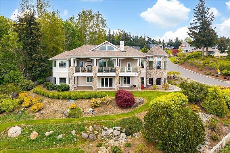 2nd image of 4111 Samish Crest Drive