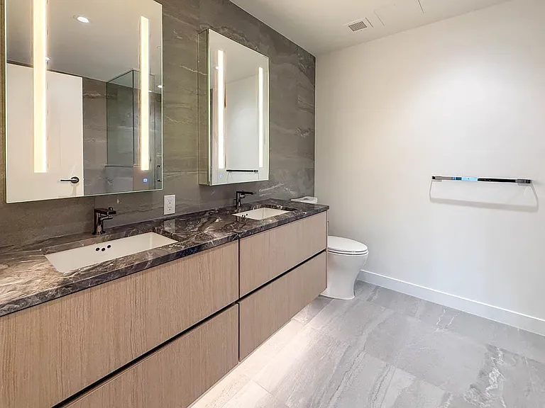 777 Harbourside Dr #406 — Photo 21