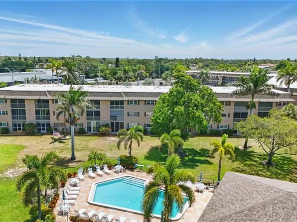 5467 Rattlesnake Hamm RD #C-204, NAPLES, FL 34113