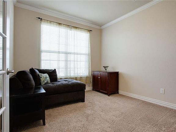 5th image of 362 Sandy Creek Dr