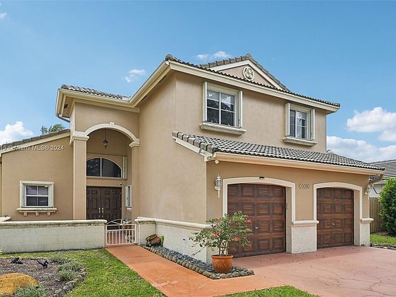 3rd image of 19102 NW 23rd Ct