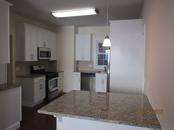5th image of 361 Eldridge Ave #0
