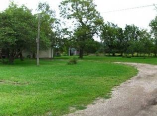 13735 County Line Rd, Eudora, KS 66025