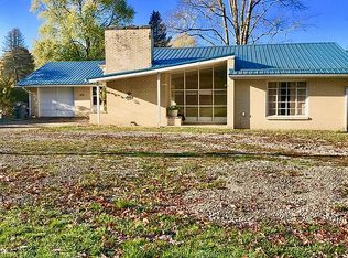 808 S Pike Rd, Sarver, PA 16055