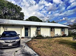 2022 Travelers Palm Dr, Edgewater, FL 32141