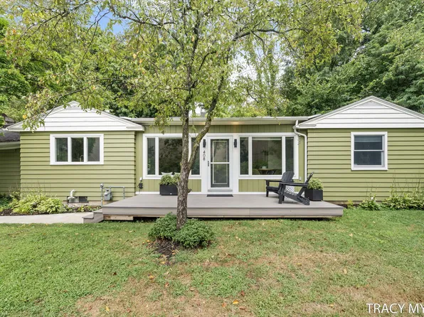 408 Mason St, Saugatuck, MI 49453