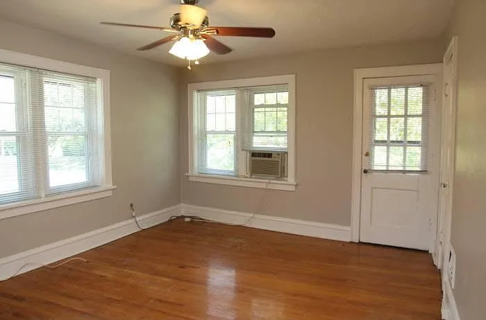 1 bed, $1,050 — Photo 2
