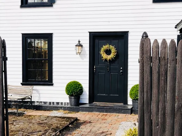 (undisclosed Address), Athol, MA 01331