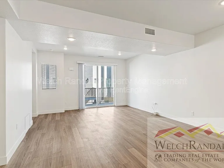 2348 W James Way — Photo 6