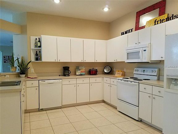 4th image of 5725 Heronpark Pl