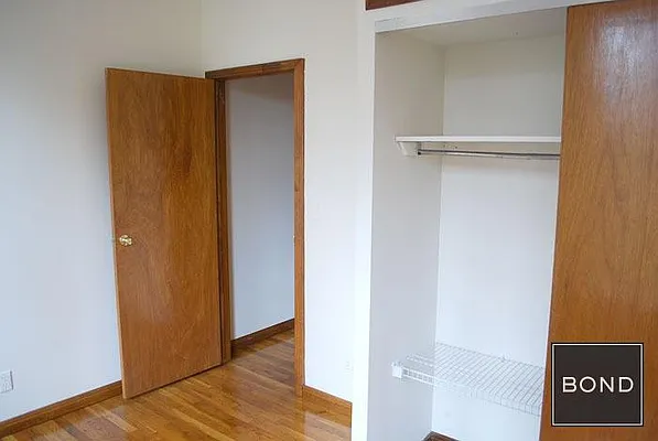 Rented by Bond New York | media 5