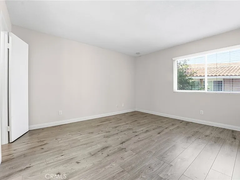 1001 W Macarthur Blvd #130 — Photo 9