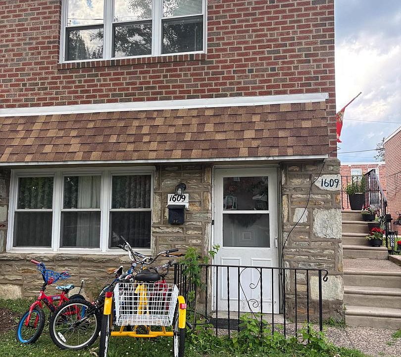 1st image of 1609 Borbeck Ave