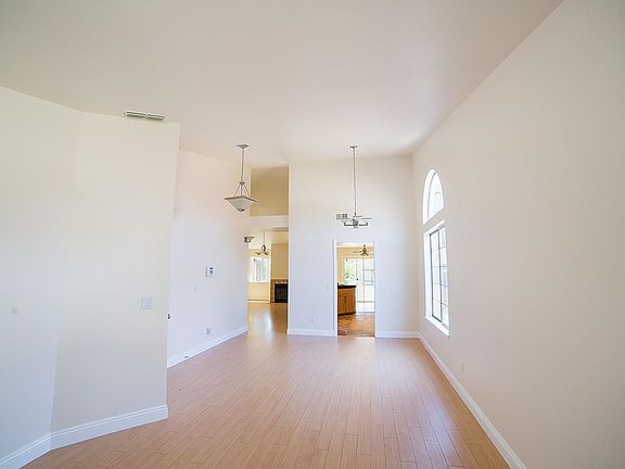 5th image of 4452 Bacall Ct