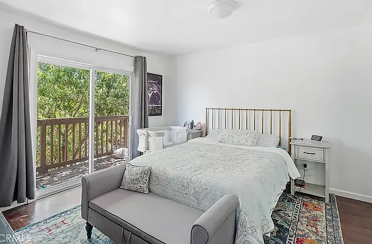 Main Bedroom with Balcony