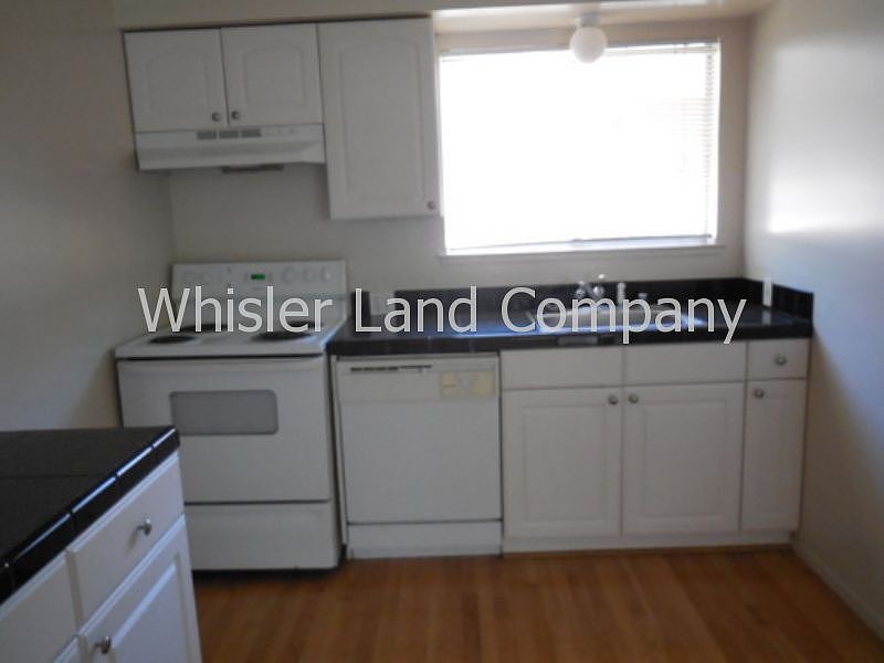 1st image of 1813 O St APT 8