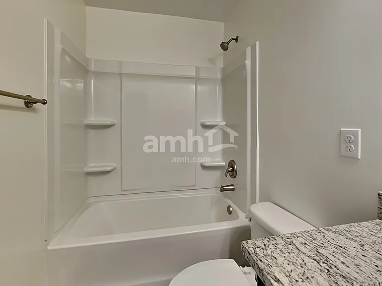 236 Addlestone Cir — Photo 17