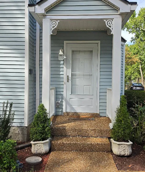 1251 Carriage Park Dr