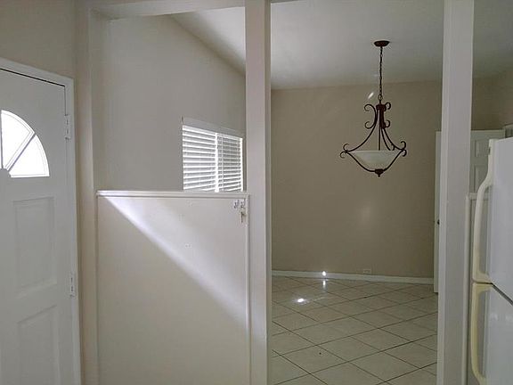 5th image of 1520 West Ave APT 5