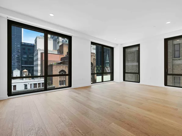 18 West 55th Street image 1 of 11