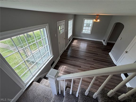5th image of 457 Taylor St