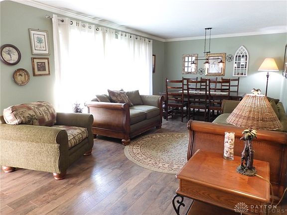 3rd image of 6455 Oakhurst Pl