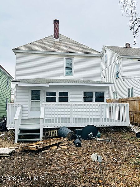 4th image of 1026 Bridge Street