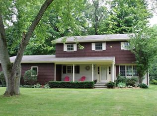 4366 Laurel Dr, Saint Joseph, MI 49085