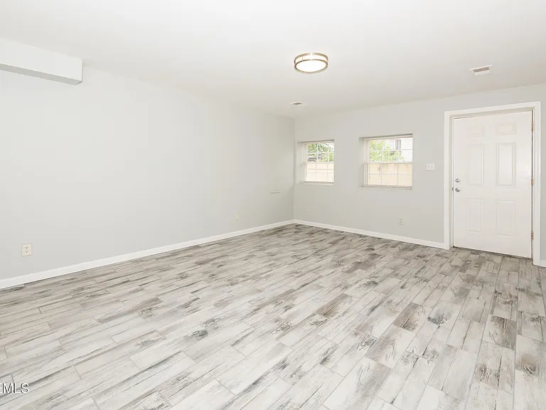 41 Seabreeze Way — Photo 13