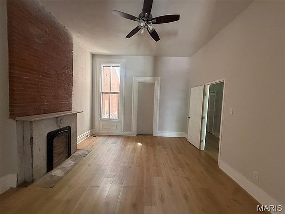 3rd image of 1725 Oregon Pl