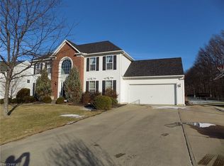 34640 Plantation Pl, North Ridgeville, OH 44039