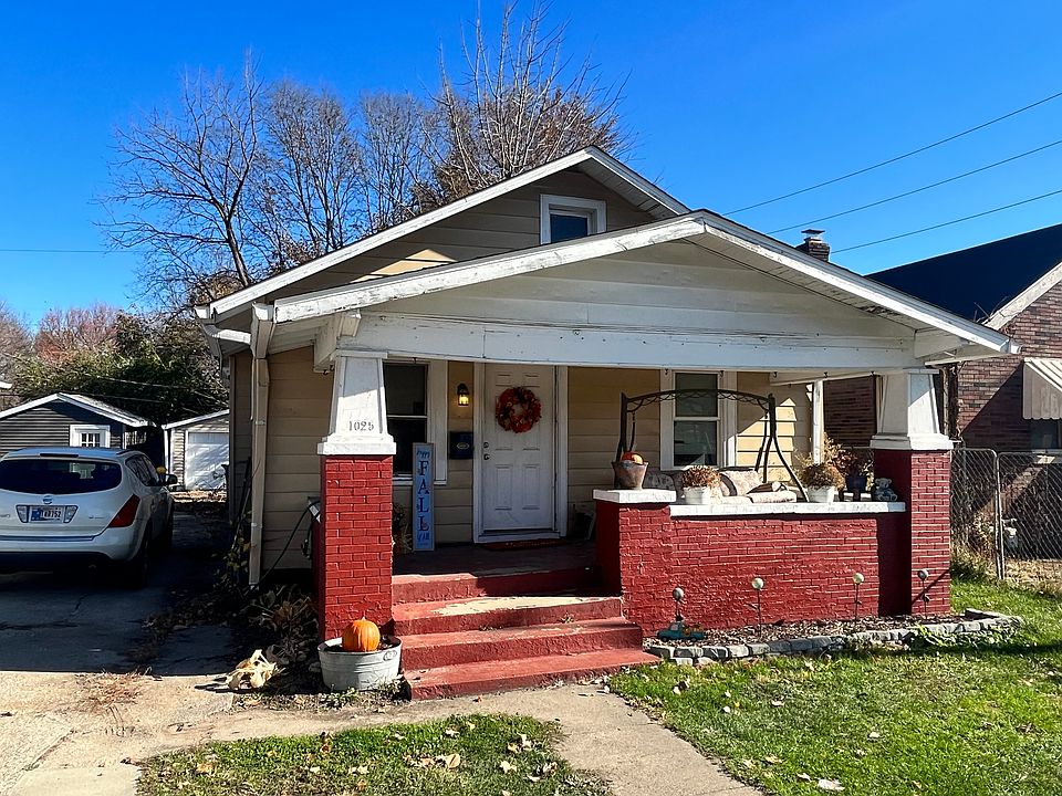 1st image of 1025 N Tibbs Ave