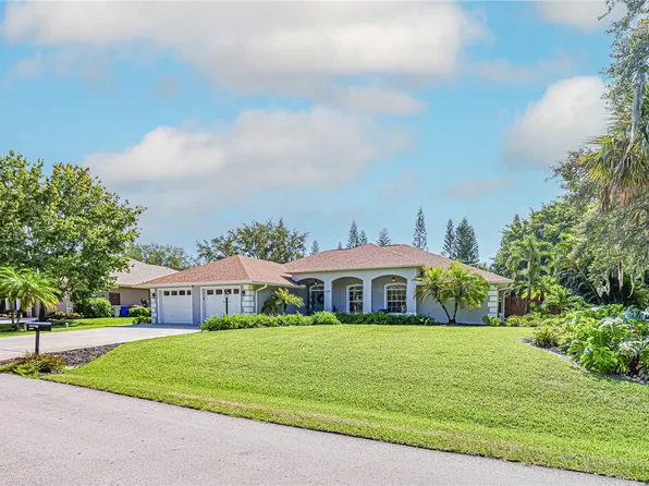 280 39th Ct, Vero Beach, FL 32968