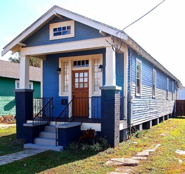 1st image of 1017 Tupelo St