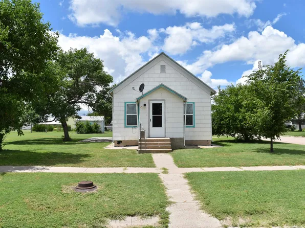 312 Jewell Ave, Mc Donald, KS 67745