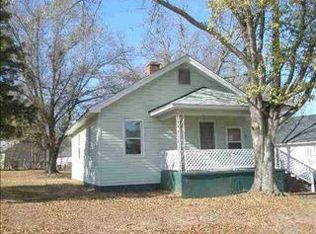 15 8th Ave, Greenville, SC 29611