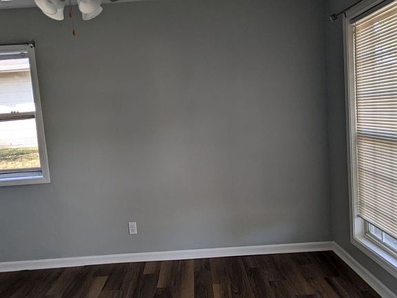 4th image of 6005 E 151st St