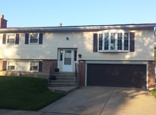 15243 Sequoia St, Oak Forest, IL 60452