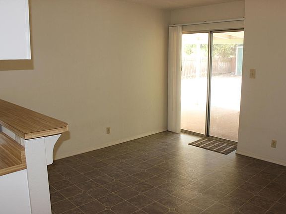 4th image of 20310 Arrowood St